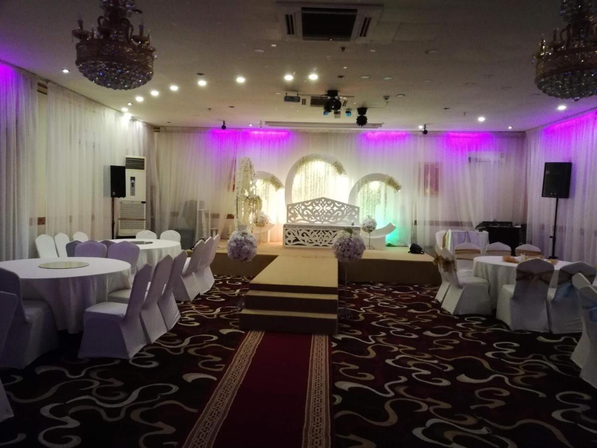 Kenanah Jeddah Hotel Esterno foto