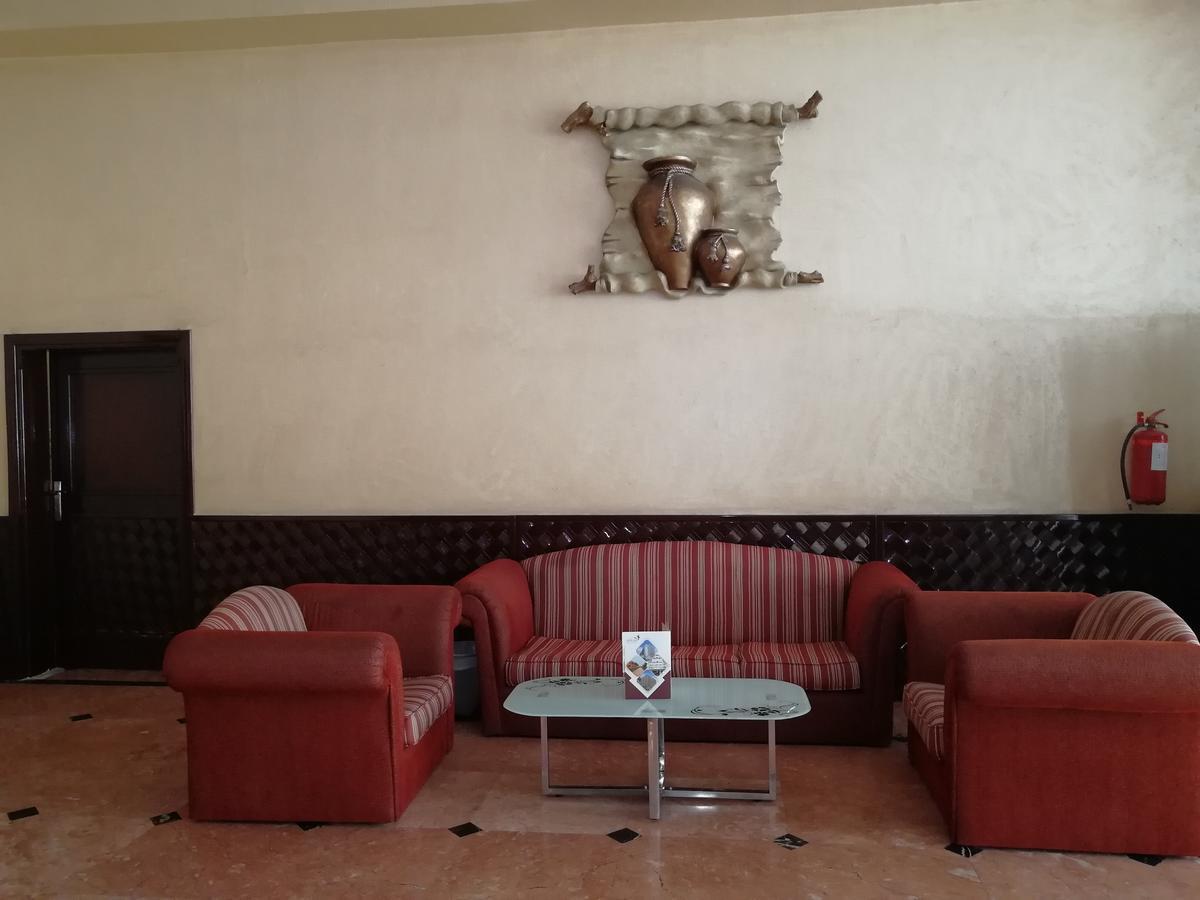 Kenanah Jeddah Hotel Esterno foto