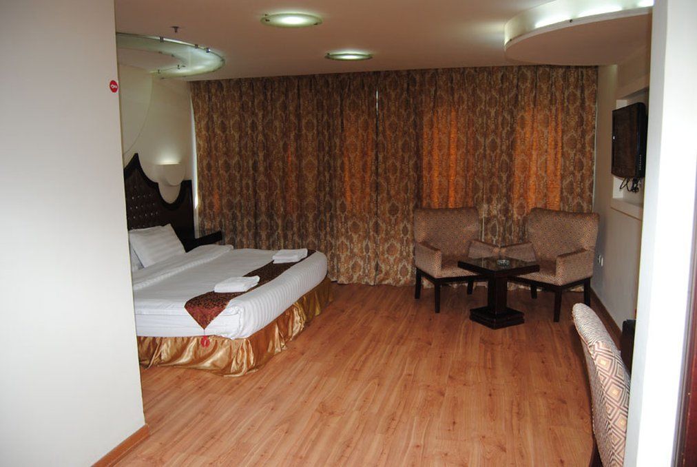 Kenanah Jeddah Hotel Esterno foto